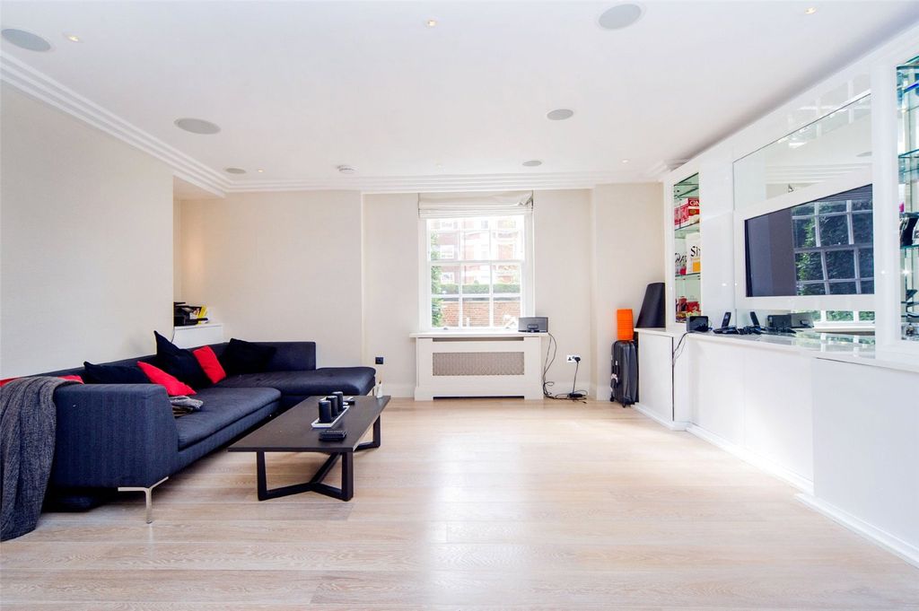 Property photo 2 of 12 Picture No. 51
