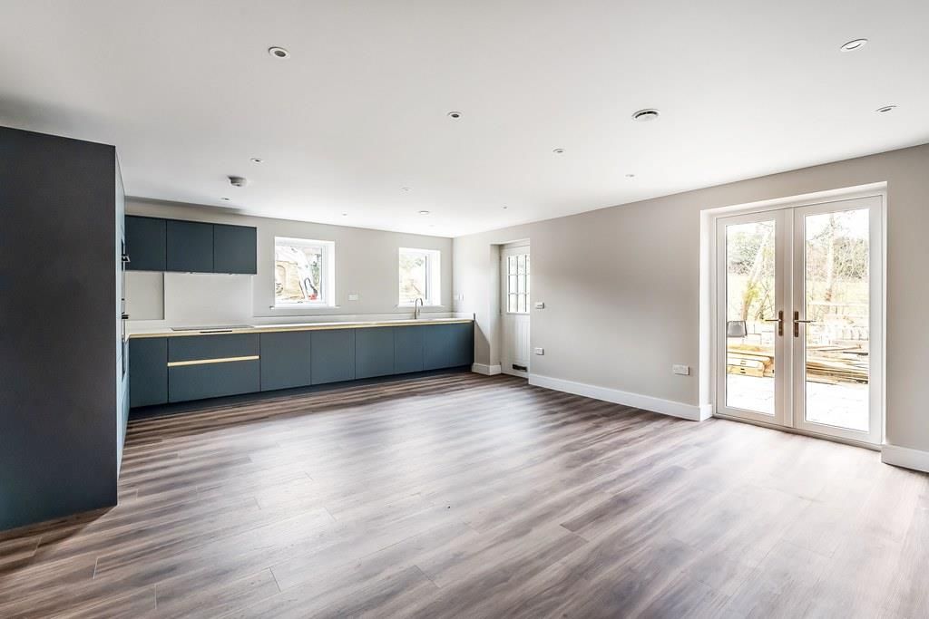 Property photo 2 of 14 1-Givons-House-9.Jpg