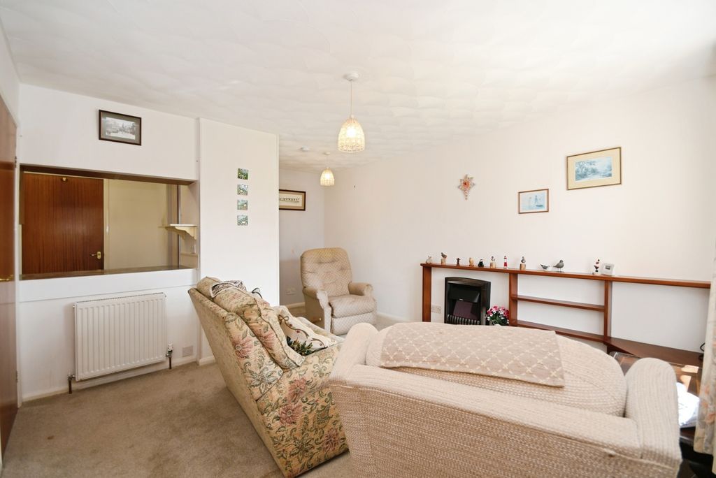 Property photo 3 of 15 Photo