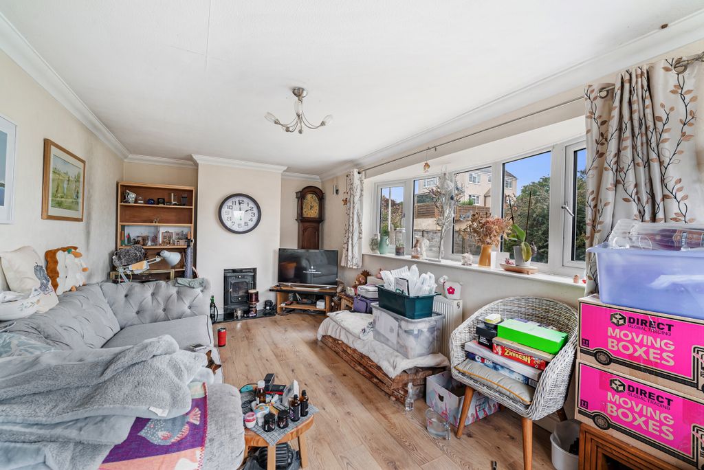 Property photo 2 of 19 Gallery