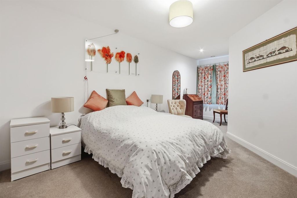 Property photo 3 of 27 09-654Cdsc01137-Medium.Jpg