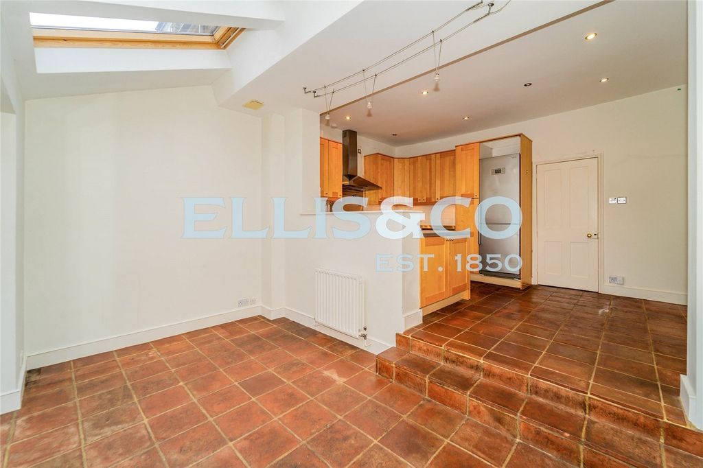Property photo 3 of 20 Picture No. 13