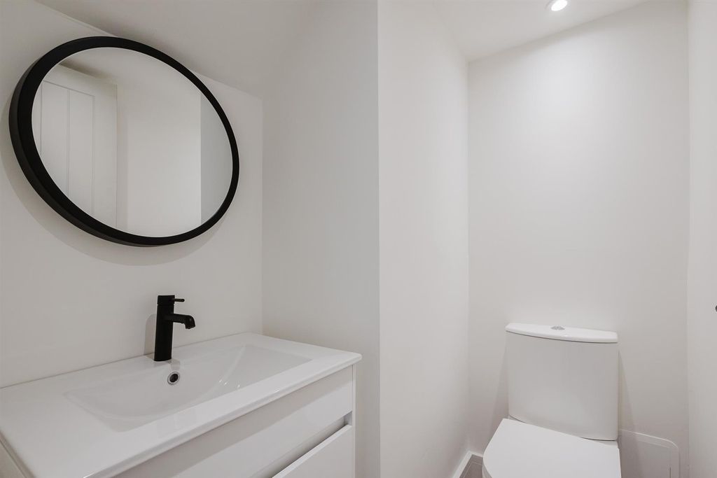 Additional image 9 of 3 bed link detached house for saleLodge Road, Knutsford WA16