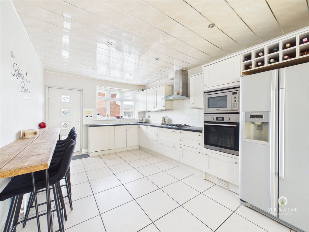 Property photo 3 of 15 Picture No. 06