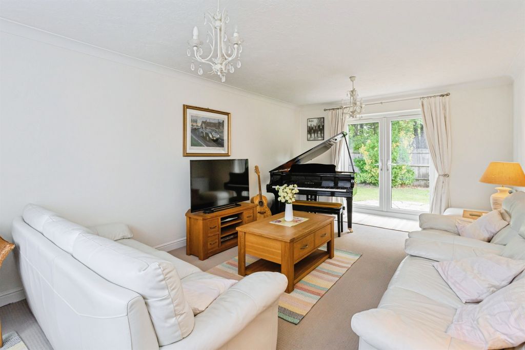 Property photo 2 of 17
