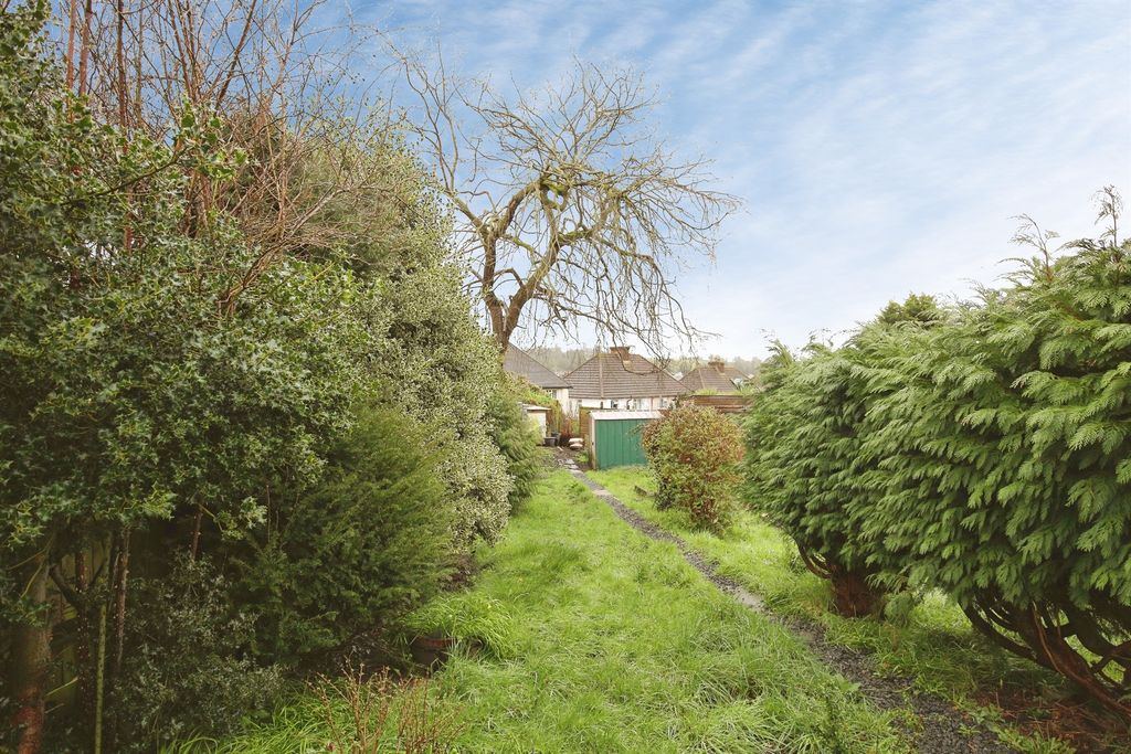 Property photo 2 of 13