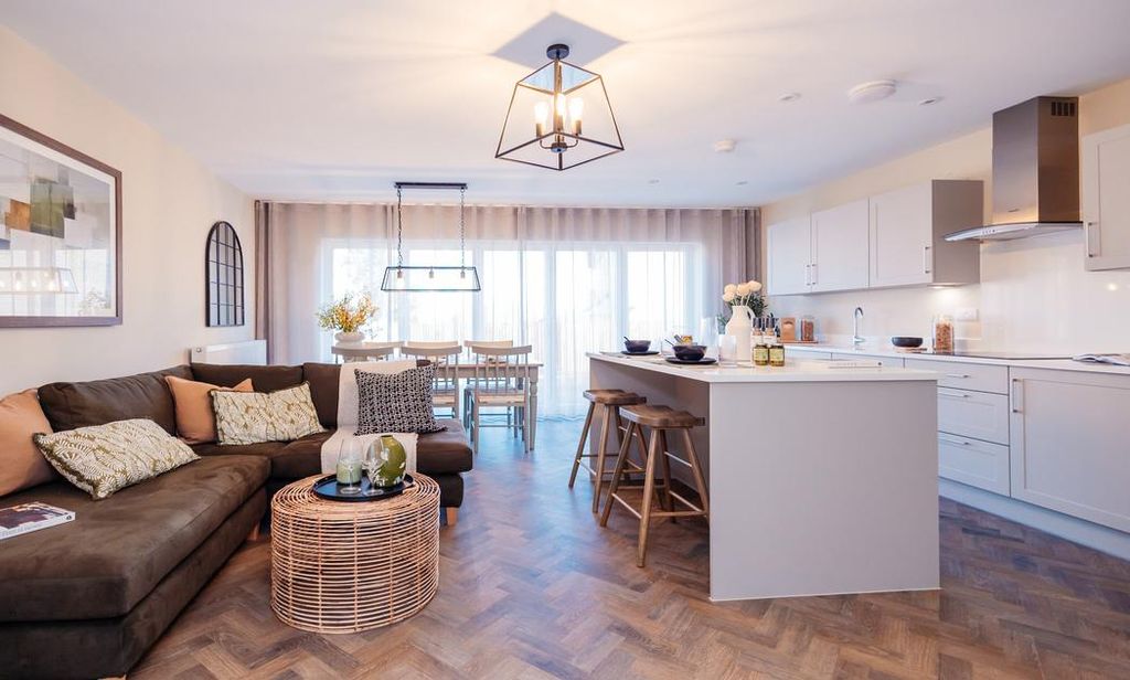 Property photo 1 of 8 Dandara - Zoopla -