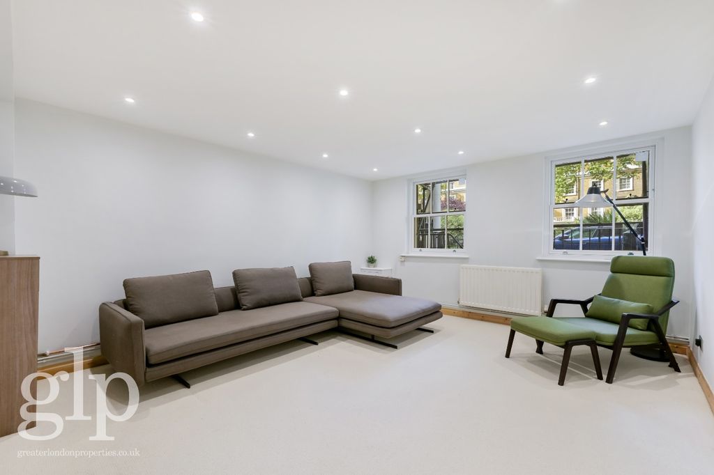 Property photo 1 of 13 4535910