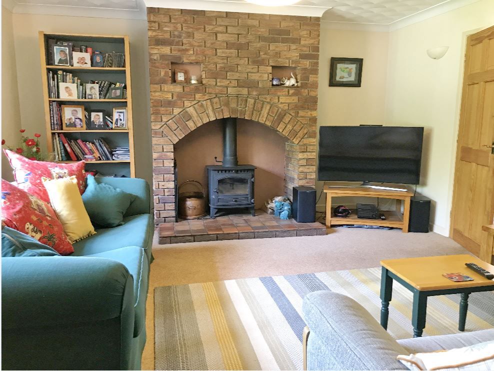 Property photo 3 of 13 Sitting Room