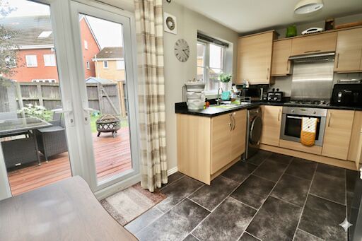 Property photo 3 of 13