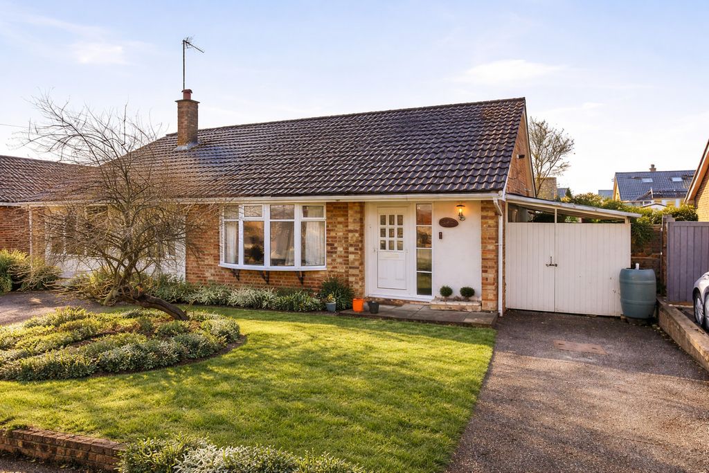 Property photo 2 of 20