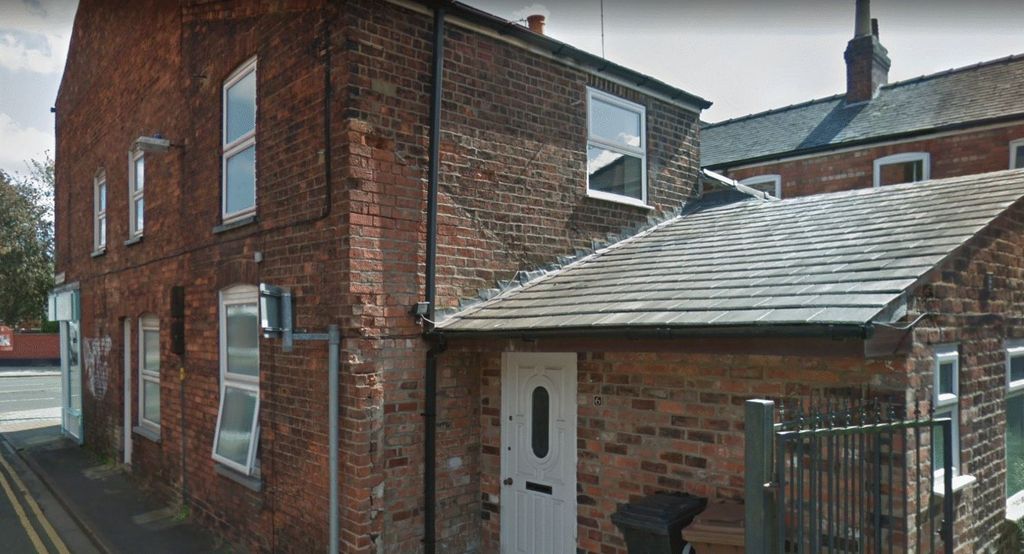 Property photo 1 of 4