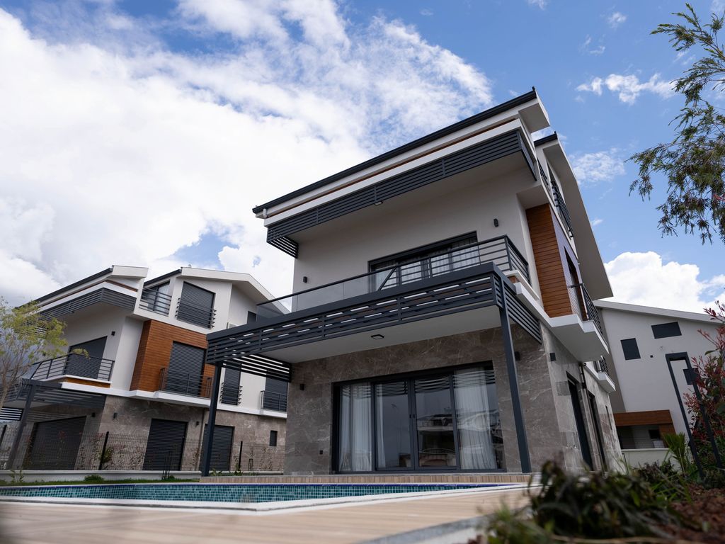 Property photo 3 of 23 Brand New Fethiye Villas For Sale - Stunning Homes Or Investments