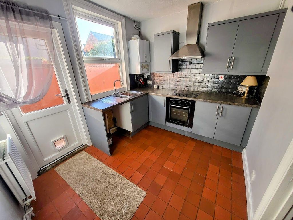 Property photo 3 of 18