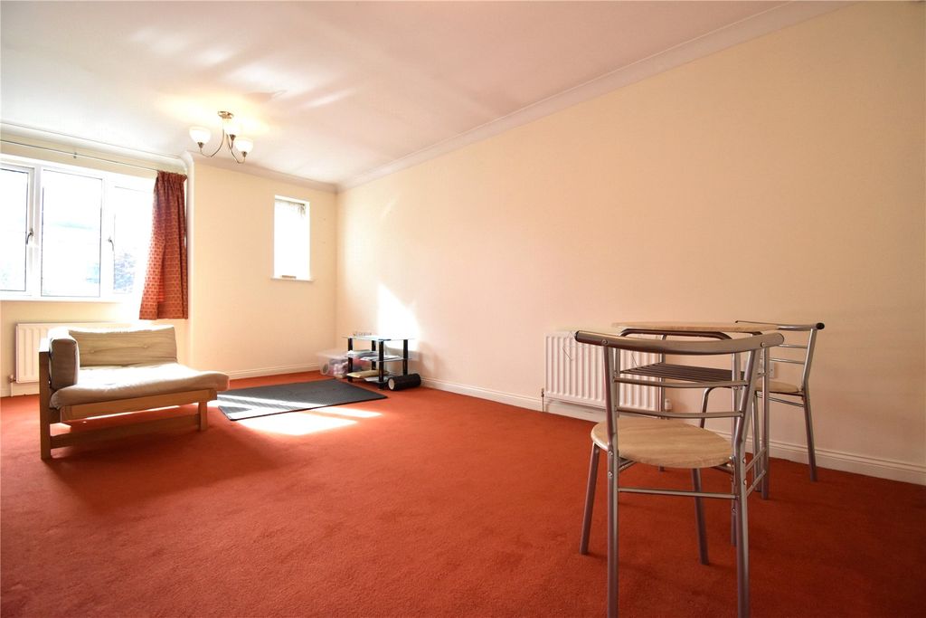 Property photo 3 of 6 Picture No. 08