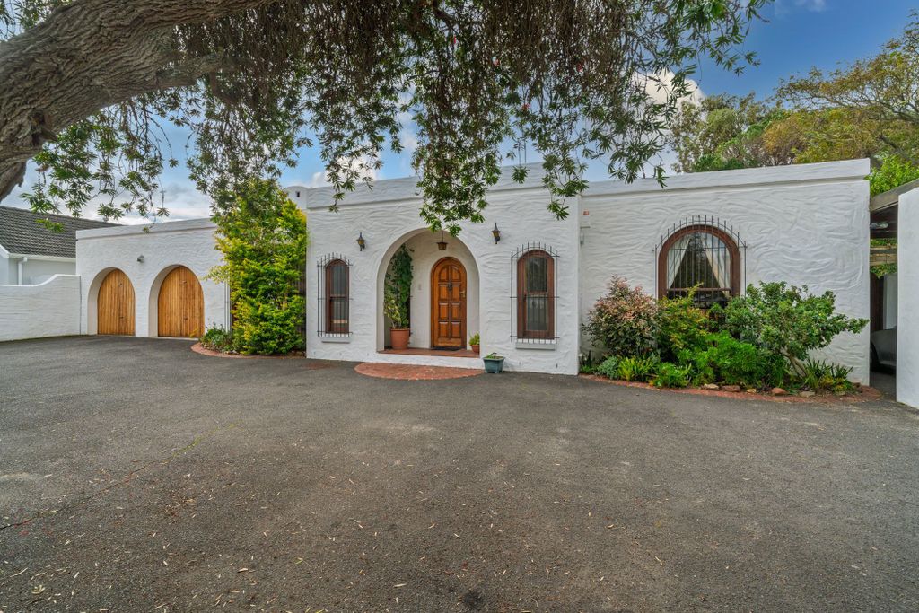Property photo 1 of 39 Kw1741022