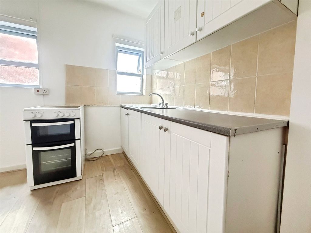 Property photo 3 of 4 Picture No. 06