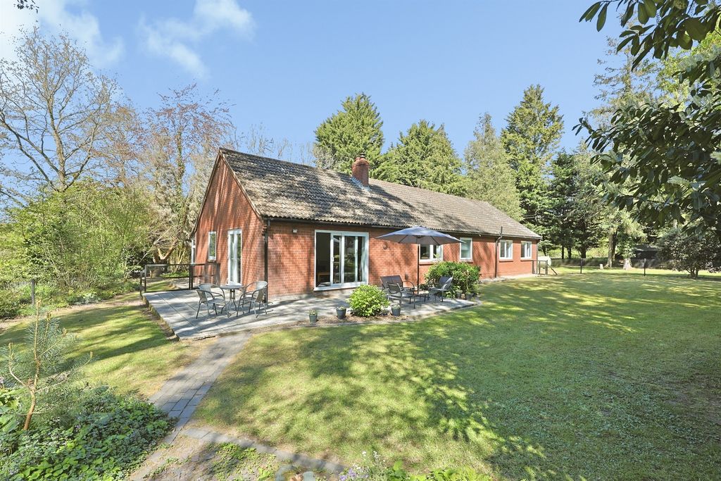 Additional image 18 of 4 bed detached bungalow for saleFen Road, Scarning, Dereham NR19