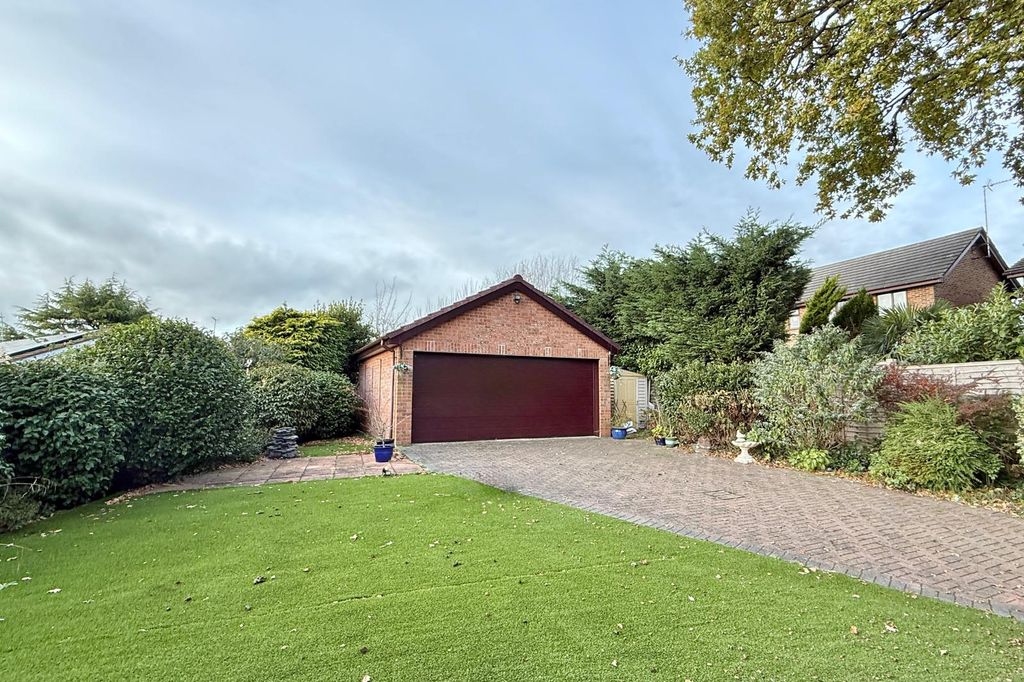 Property photo 3 of 16 Gallery