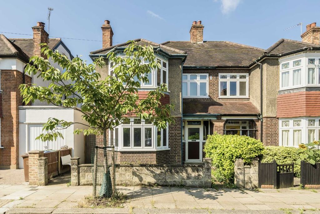 Property photo 1 of 12
