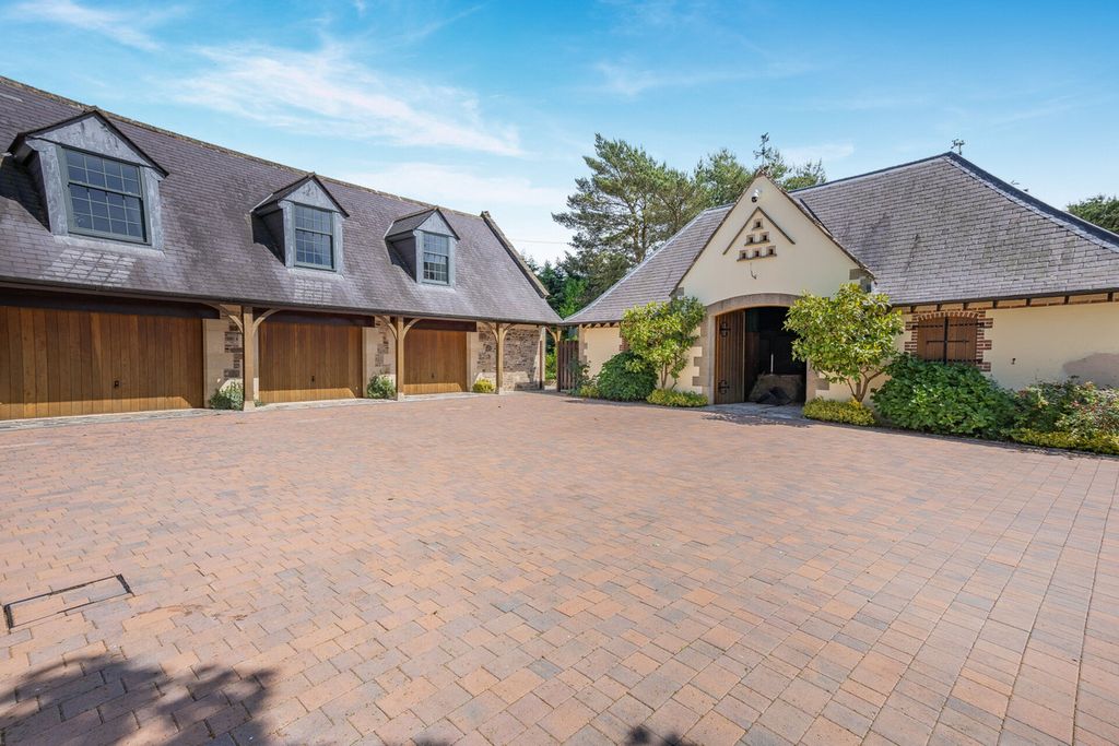 Additional image 43 of 9 bed country house for saleRoemead Road, Wells BA5