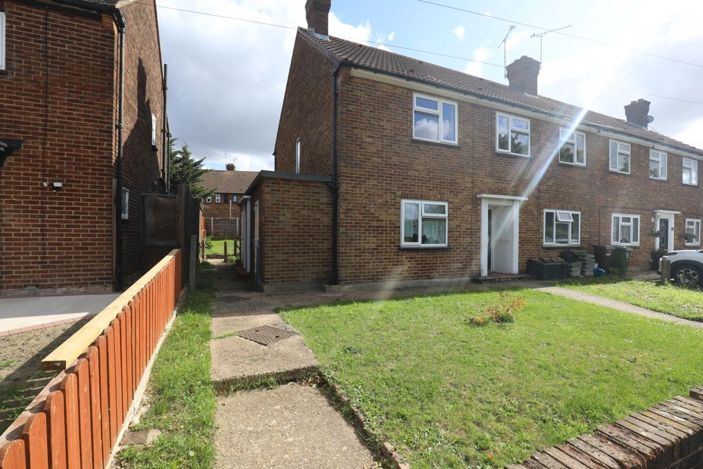 Property photo 1 of 8 8E0A9254