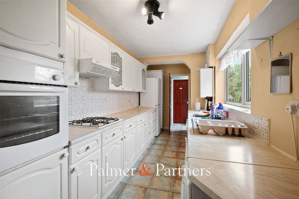 Property photo 2 of 16 Picture No. 04