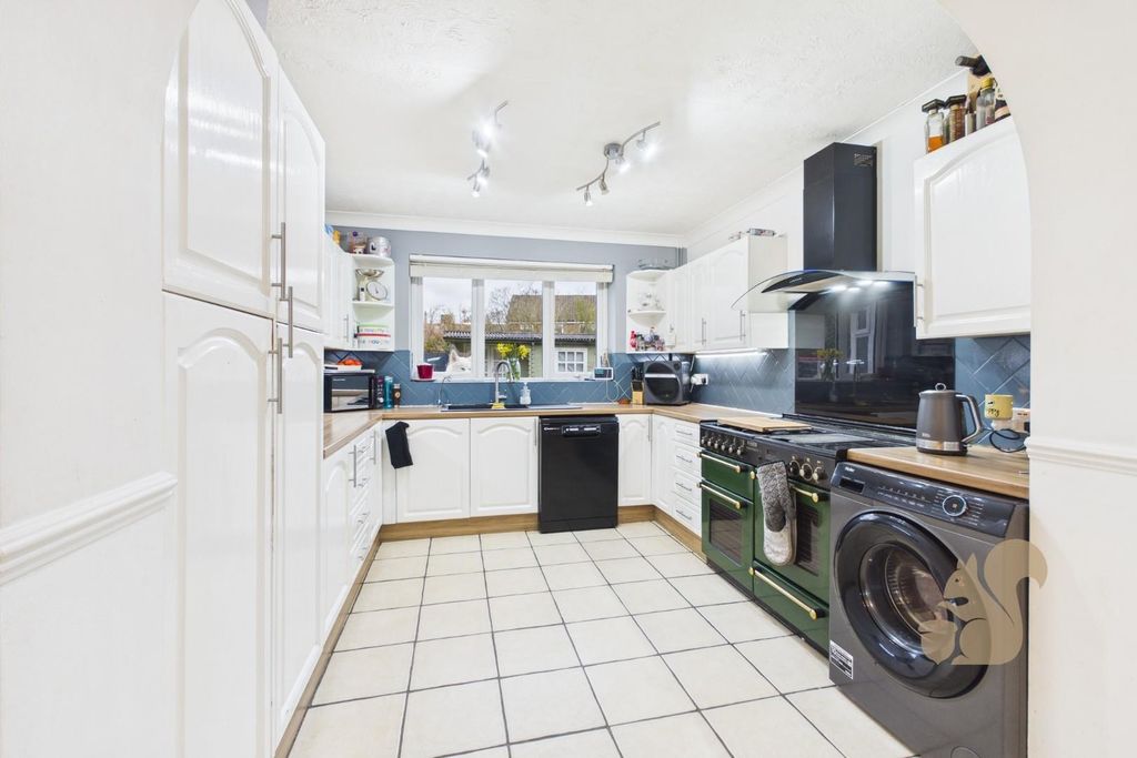 Property photo 3 of 30 Cam01254G0-Pr0424-Still020.Jpg