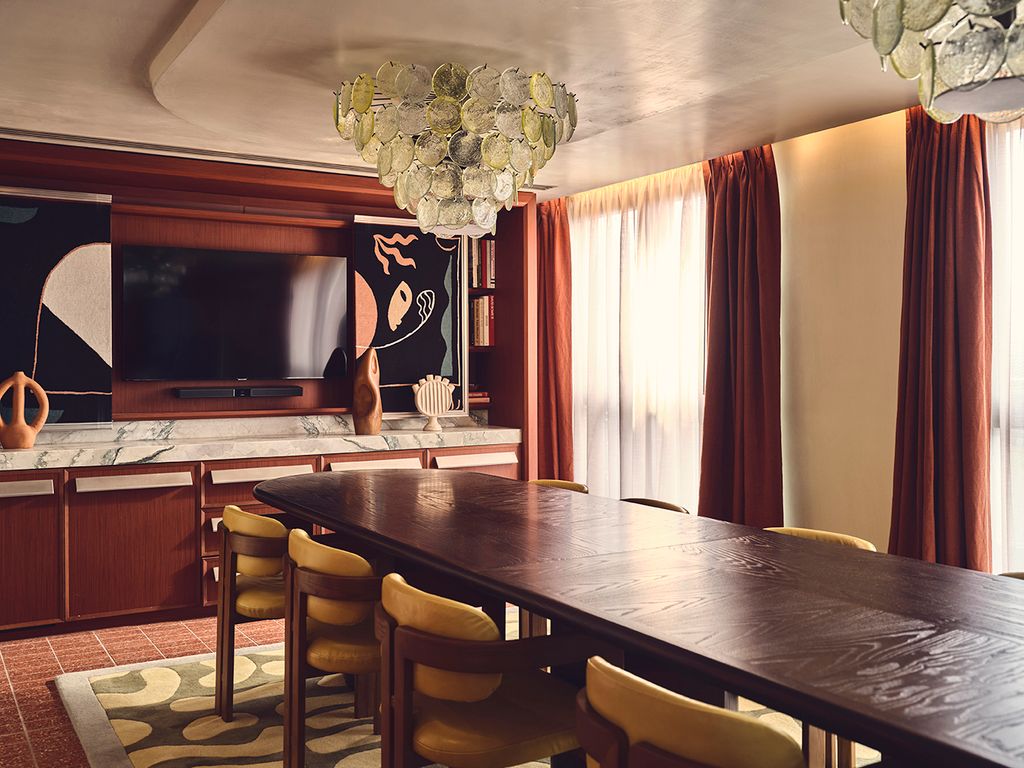 Property photo 3 of 39