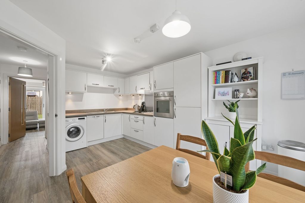 Property photo 1 of 33 Kitchen/ Dining Room