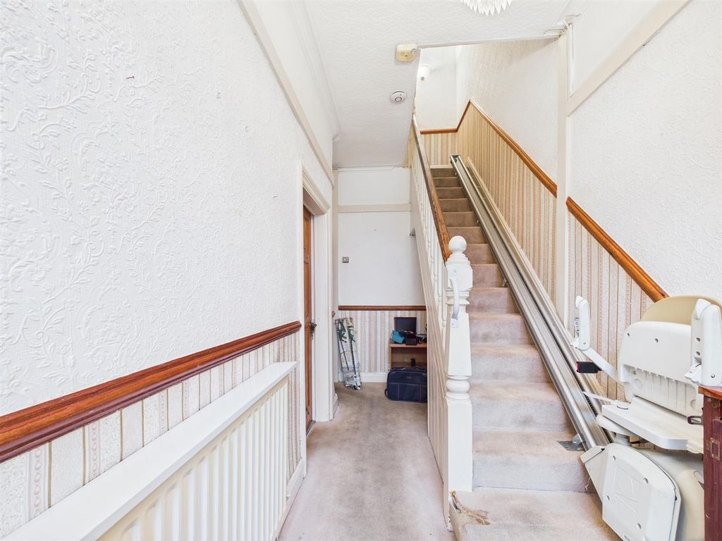 Property photo 2 of 32 Cam03604G0-Pr0238-Still001.Jpg