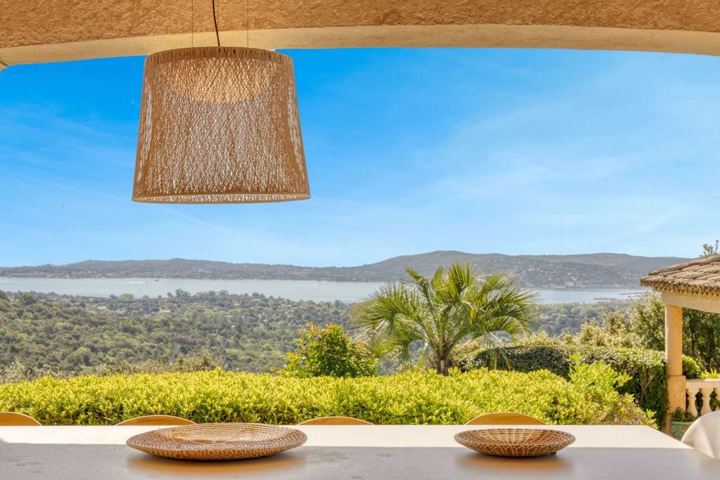 Property photo 1 of 3