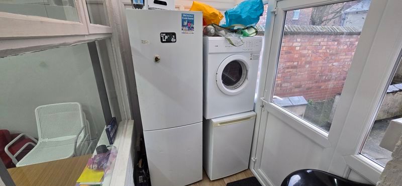 Property photo 3 of 10 Photo 12