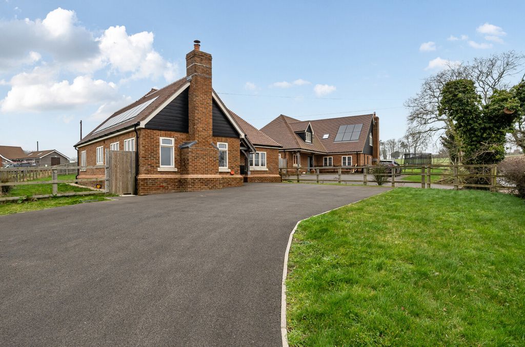 Property photo 1 of 13 1418010-22-69A039...