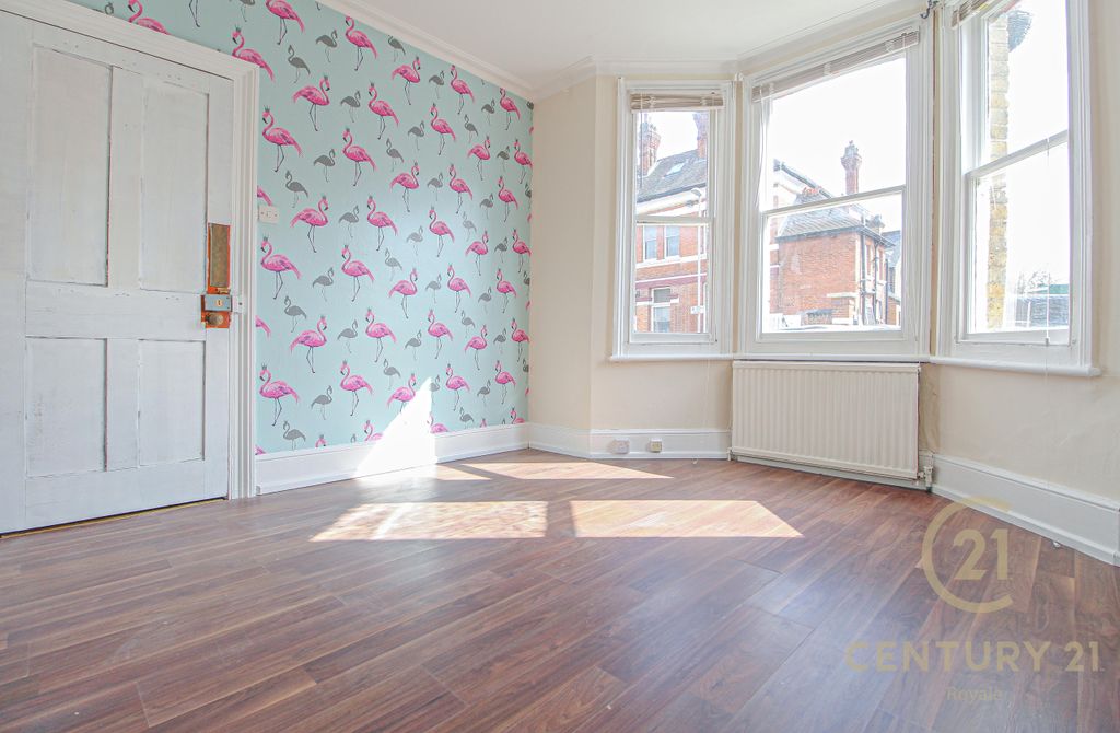 Property photo 2 of 12