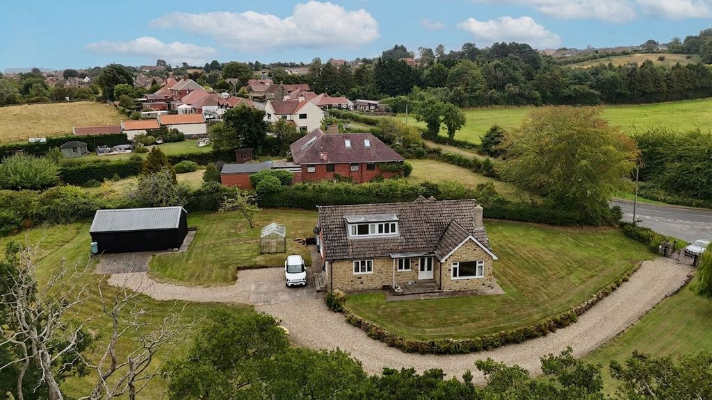 Property photo 1 of 18