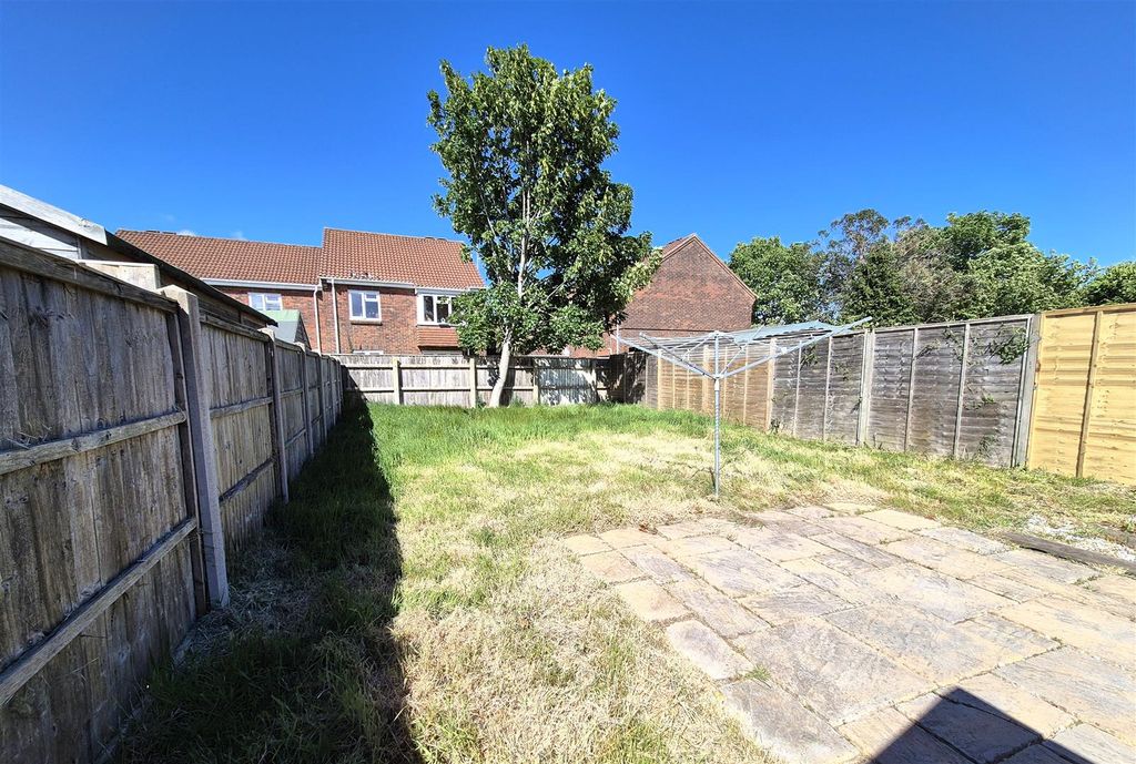 Property photo 3 of 9 9Acynthiarg1.Jpg