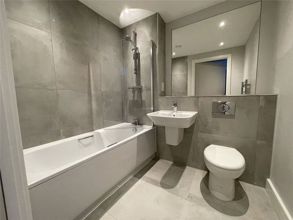 Property photo 3 of 6 Picture No. 02