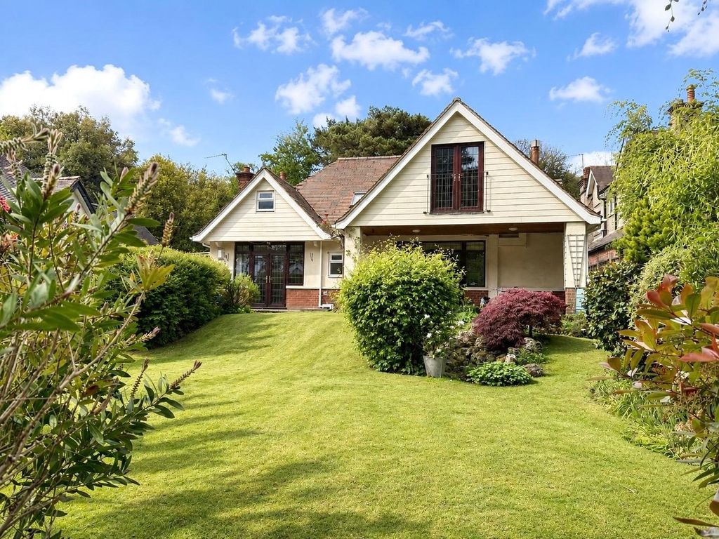 Property photo 3 of 31