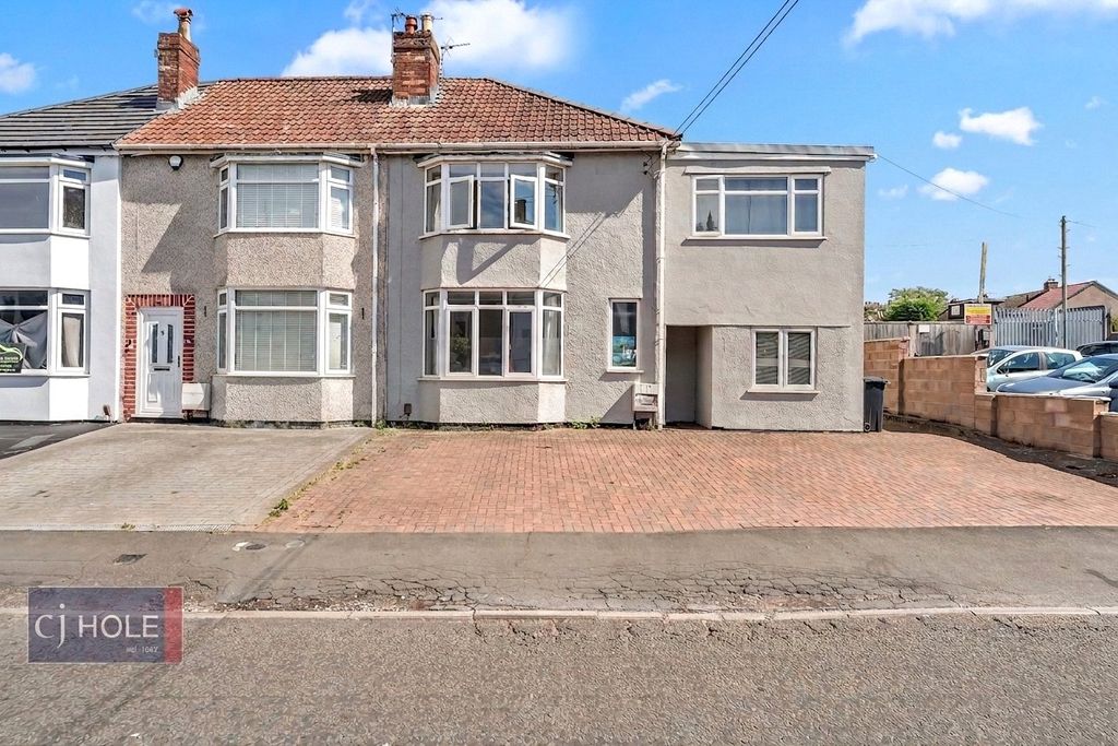 Property photo 1 of 10 Picture No. 08