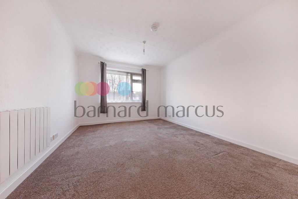 Property photo 1 of 8 Image