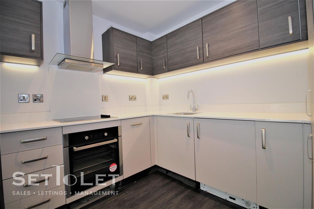 Property photo 3 of 13 Img_0463.Jpg