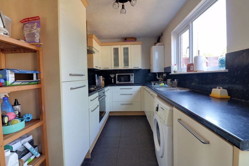 Property photo 2 of 15 Kitchen