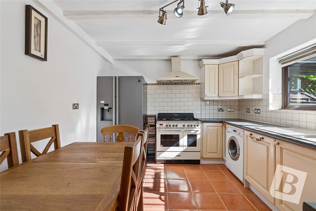 Property photo 2 of 11 Kitchen/Diner