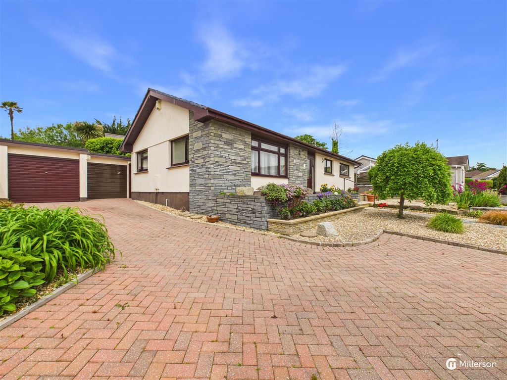 Property photo 1 of 27 Outside