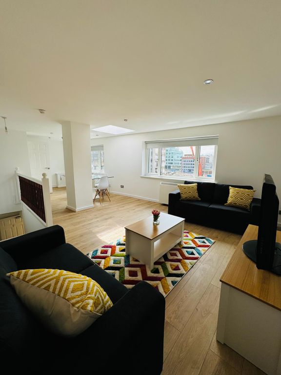 Property photo 3 of 8