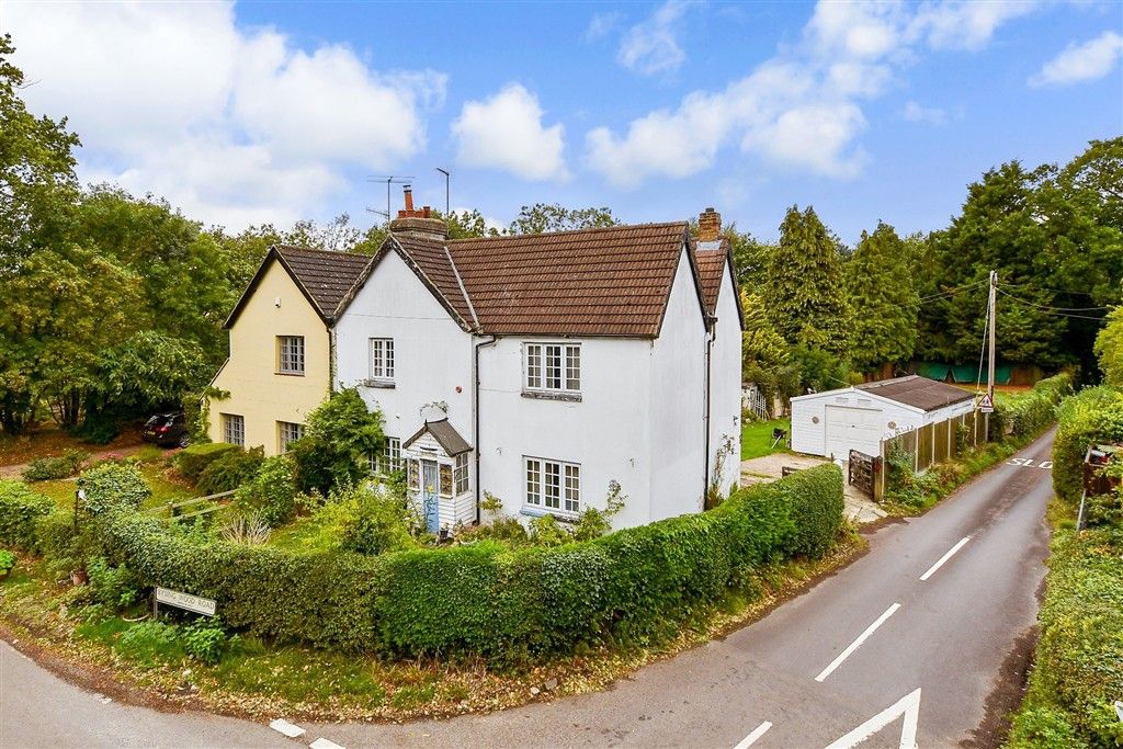 Property photo 3 of 14 External (Web)