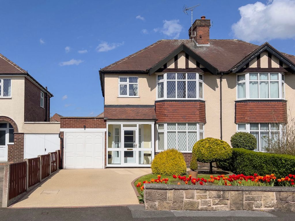 Property photo 1 of 15 Front