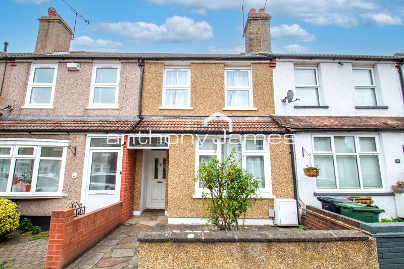 Property photo 1 of 9 Photo 3