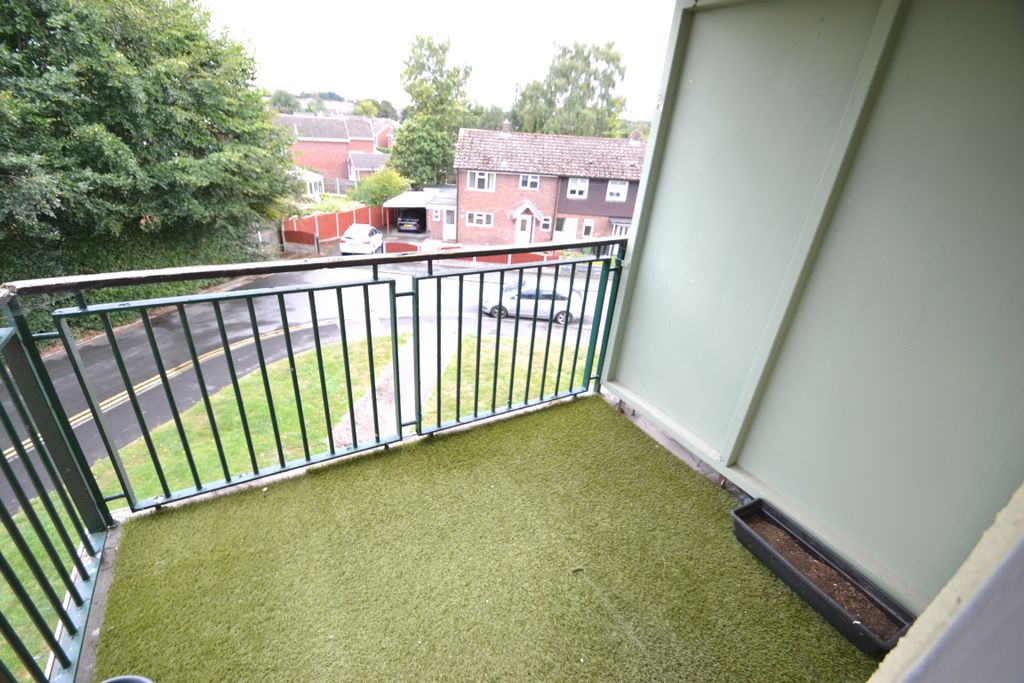 Property photo 3 of 13 Balcony